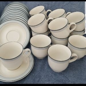 Dinnerware / Drinkware